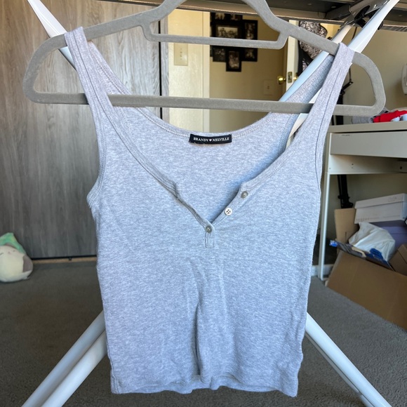 BRANDY MELVILLE GRAY TANK 🩶 - Picture 2 of 3